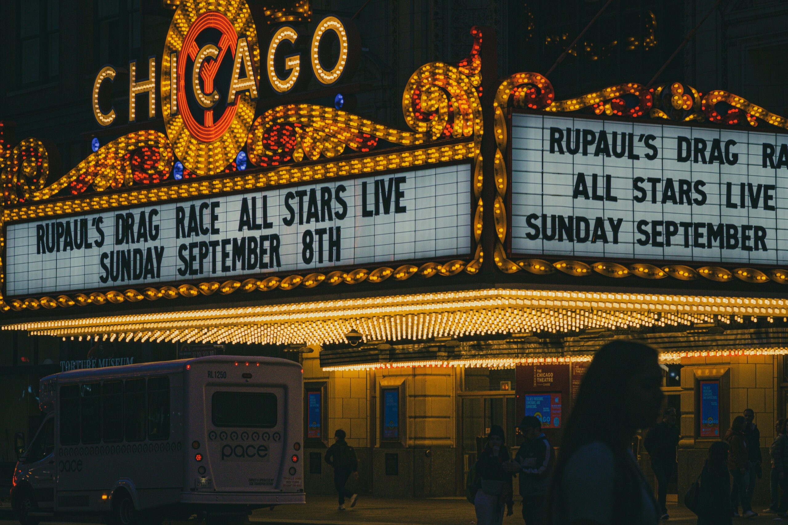 Is Chicago safe at night in 2026